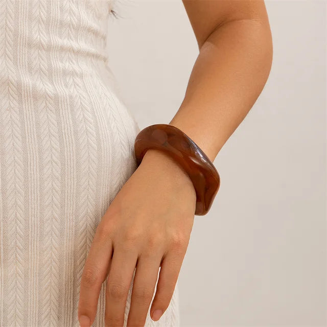 Ingemark Boho Brown Irregular Acrylic Resin Chunky Bangles for Women on Hand Goth Geometric Charm Bracelets Couple Jewelry Gift
