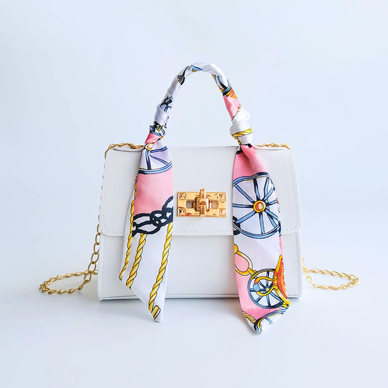 Sac Bandoulière Carré avec Foulard et Fermoir