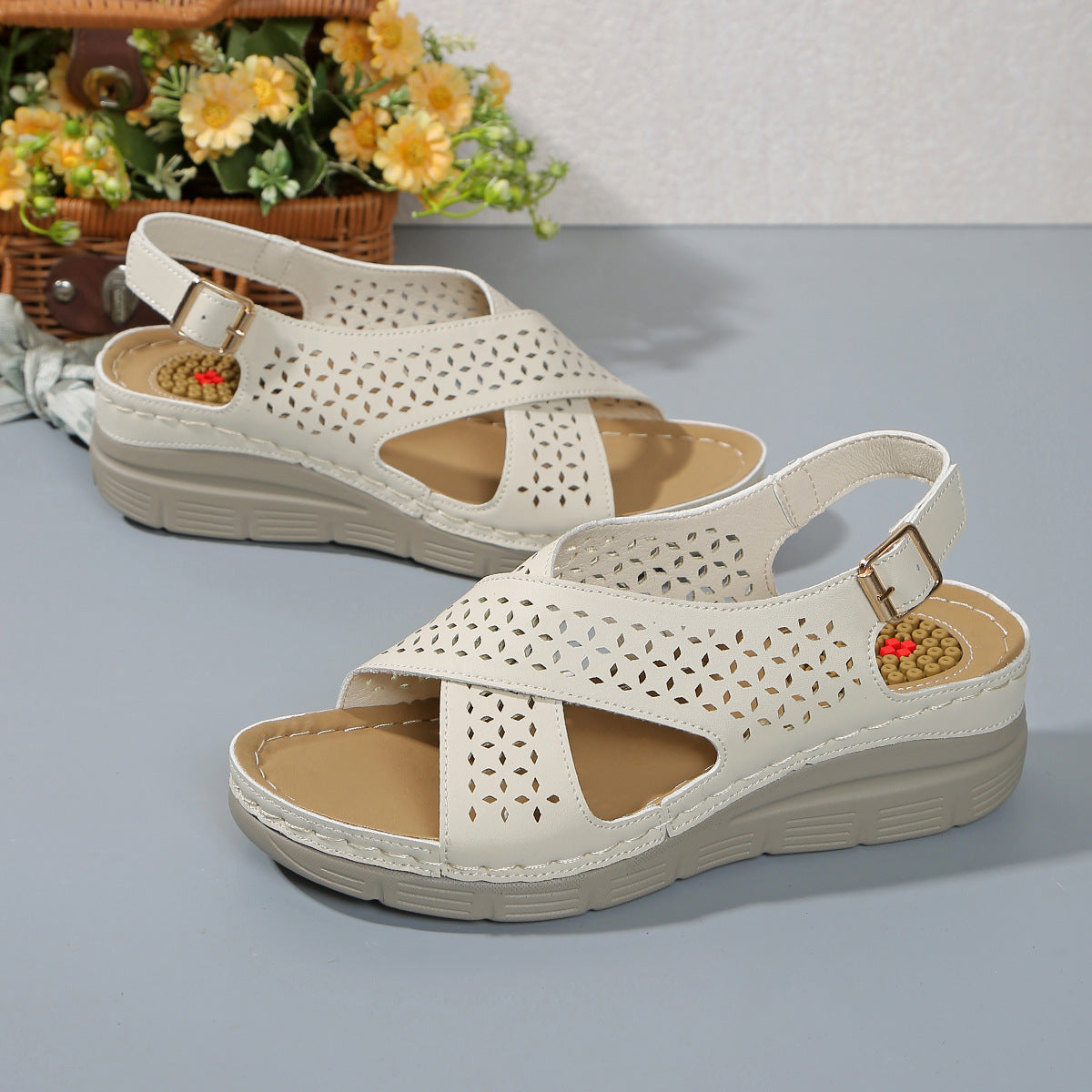Hollow cross strap thick soled sandals for women, lightweight wedge and beach