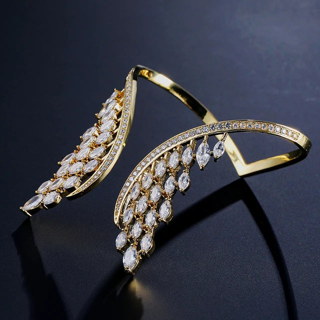 Crystal Angel Wing Open Cuff Bracelet for Women Fashion Feather Shape Adjustable Bracelets Bridal Wedding Jewelry New