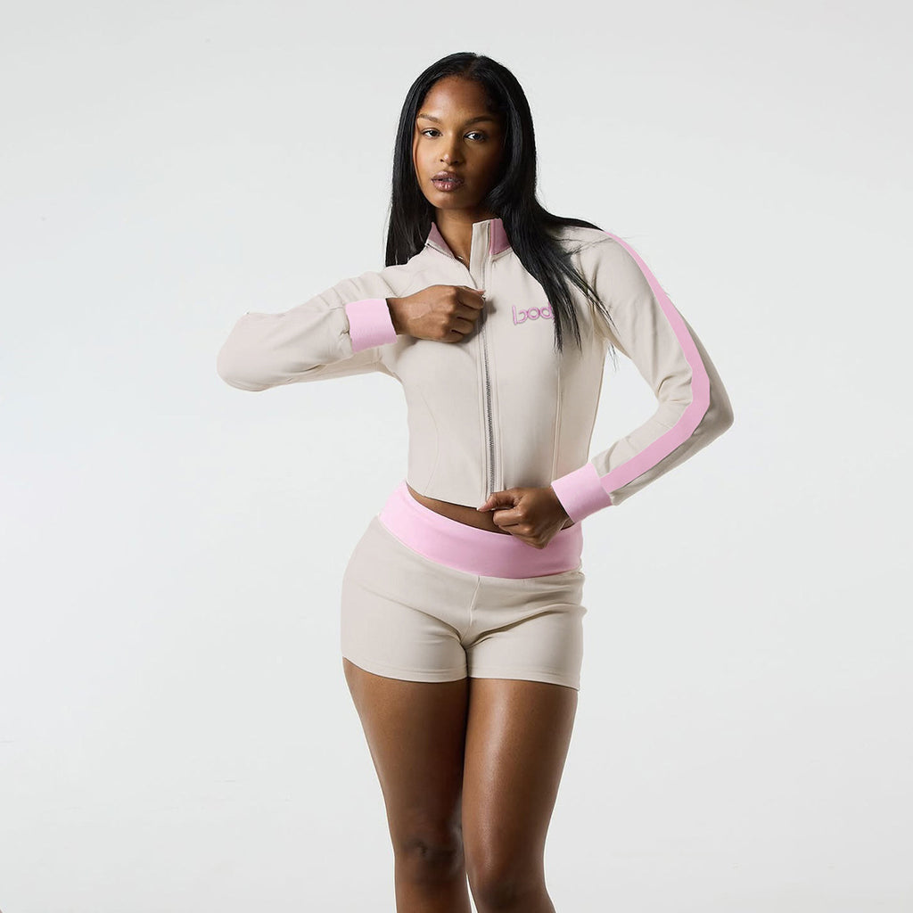 Stand-collar top with embroidery and matching shorts