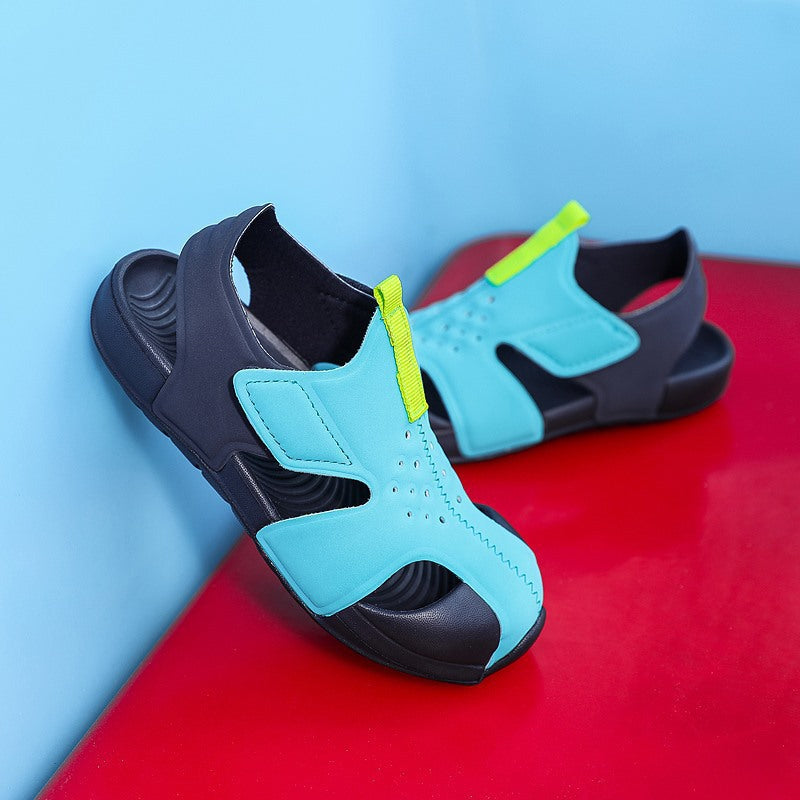 Fashion Summer Light Play Children's Shoes Baby Sandals Outdoor Beach