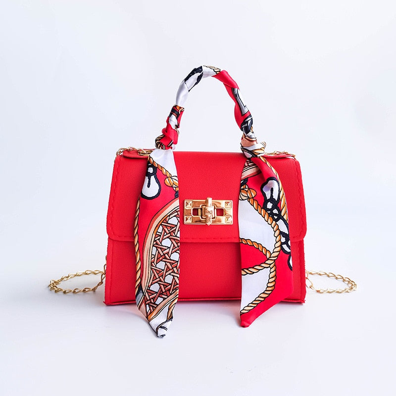 Sac Bandoulière Carré avec Foulard et Fermoir