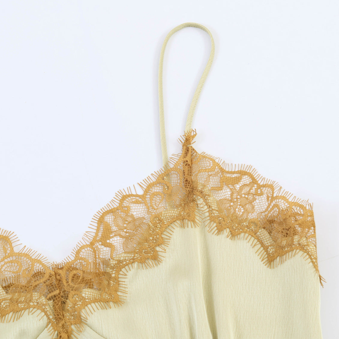 Vestido Curto Estilo Renda