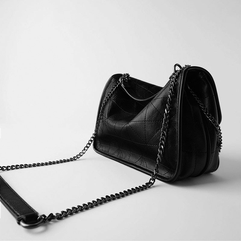 rhombus chain shoulder bag