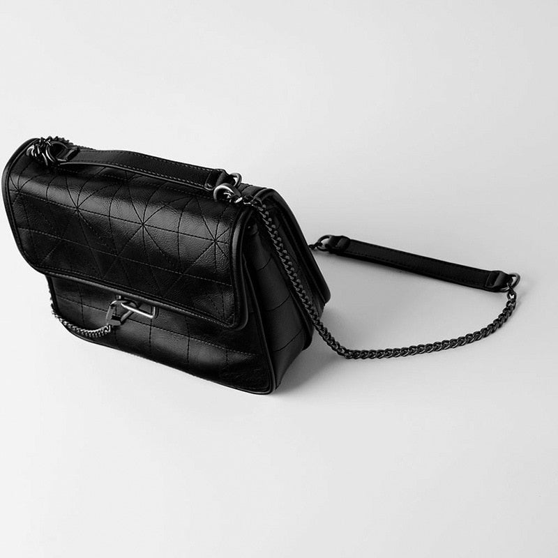 rhombus chain shoulder bag