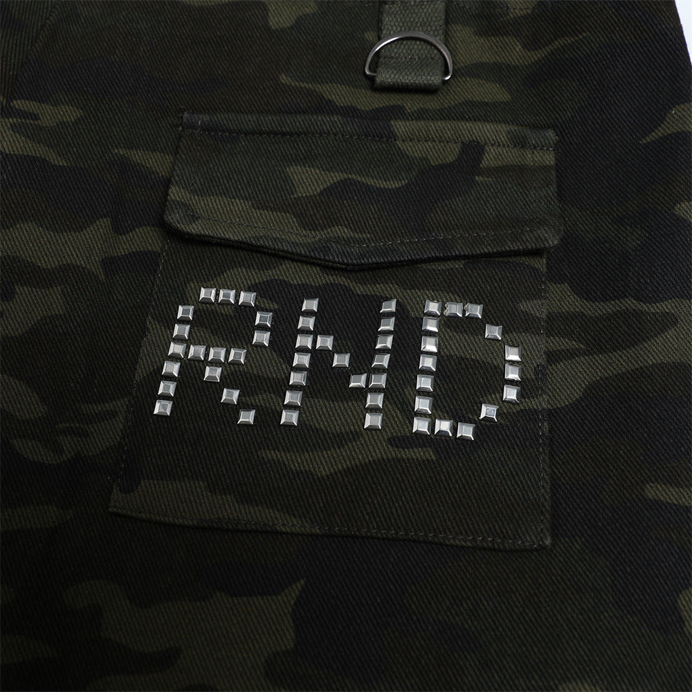 Camouflage workwear pants for men.