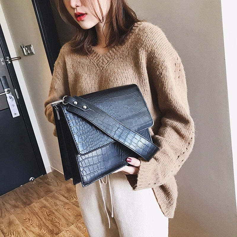 small PU leather shoulder messenger bag with alligator texture