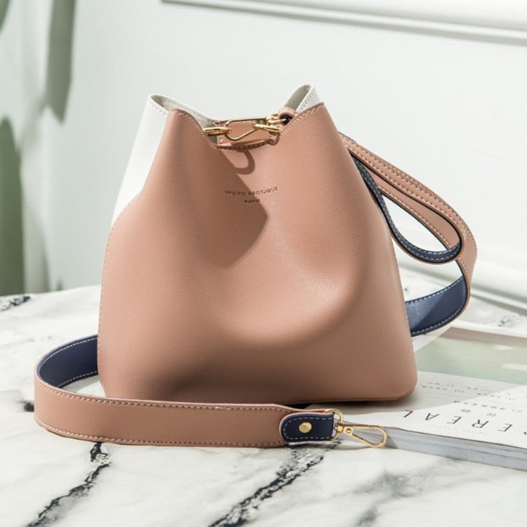 large capacity pu messenger bag