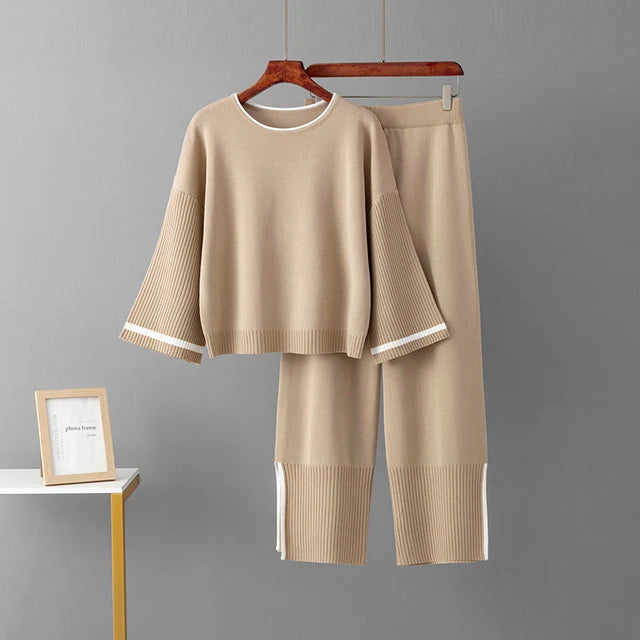 Long-sleeve knit top with wide-leg pants lounge set