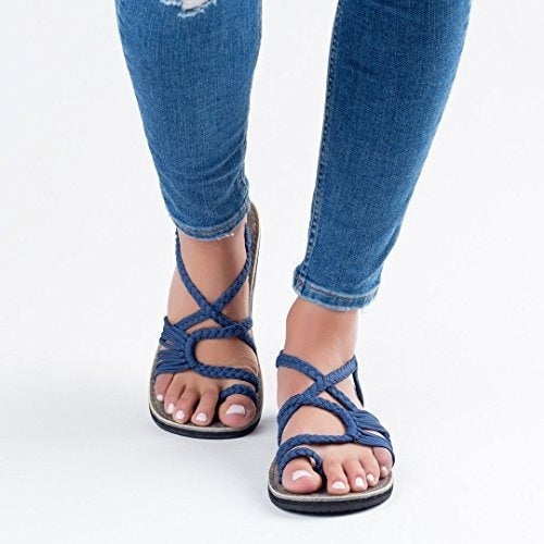 Woven sandals women's flat toe