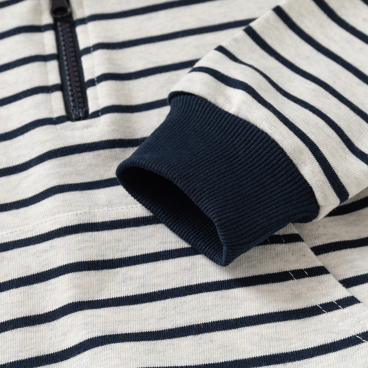Casual Hooded Sweatshirt for Kids Streetwear Top Children's Clothing Wholesale.