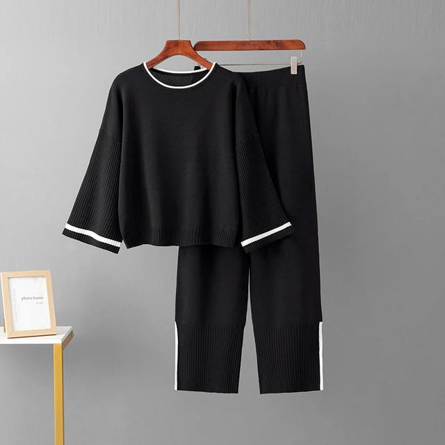 Long-sleeve knit top with wide-leg pants lounge set