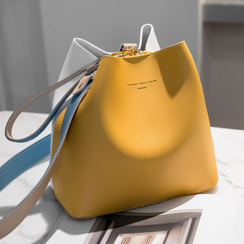 large capacity pu messenger bag