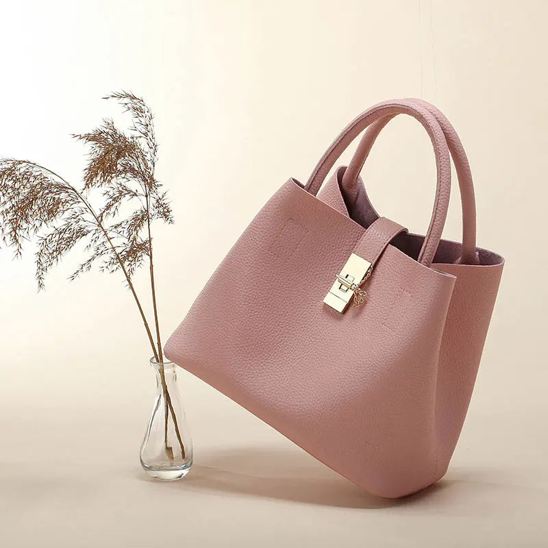 classic trapeze shoulder bag