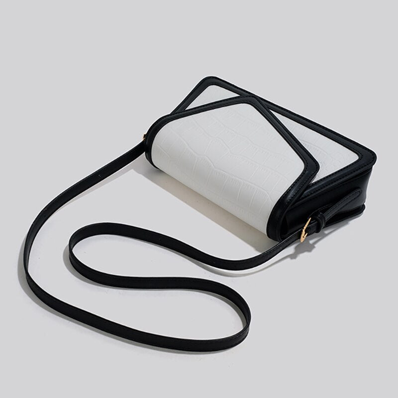 small contrast color shopper bag with soft handle