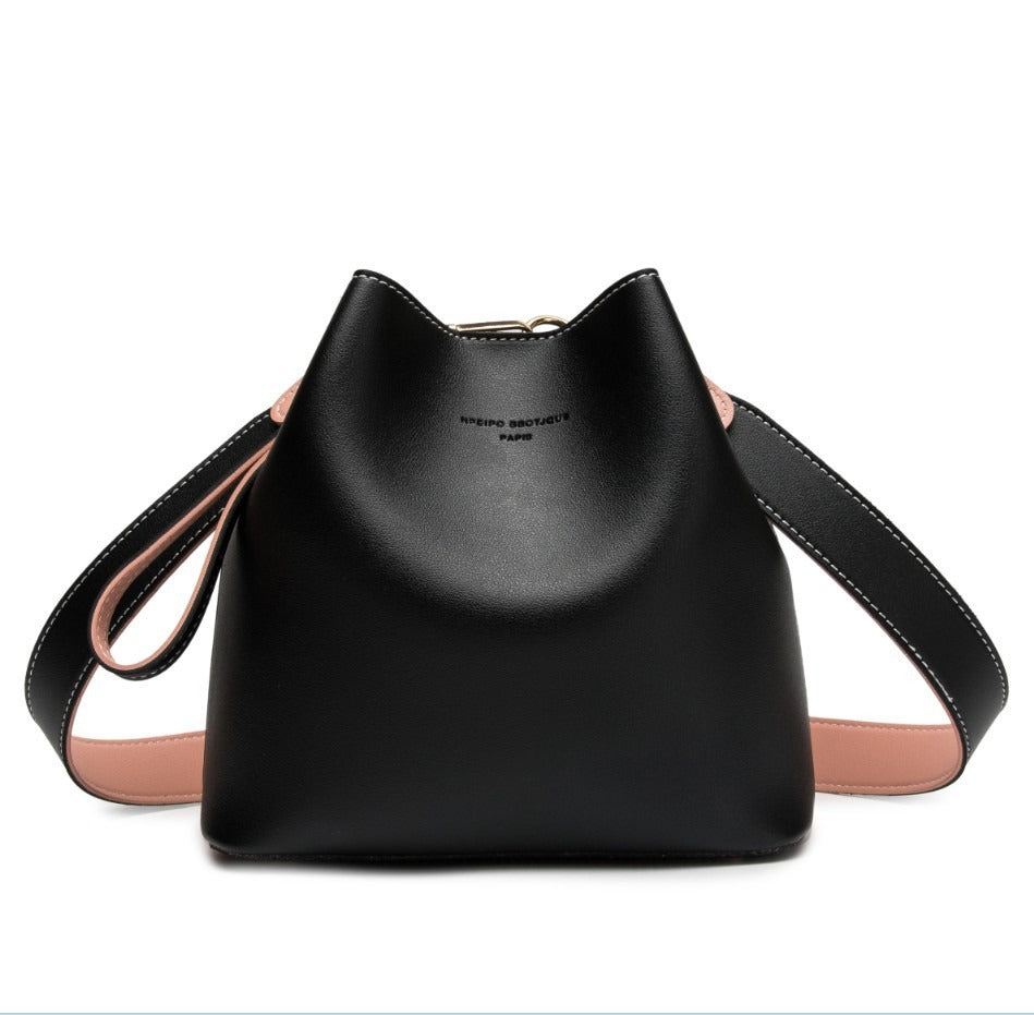 large capacity pu messenger bag