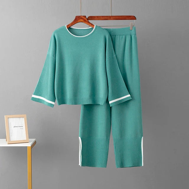 Long-sleeve knit top with wide-leg pants lounge set