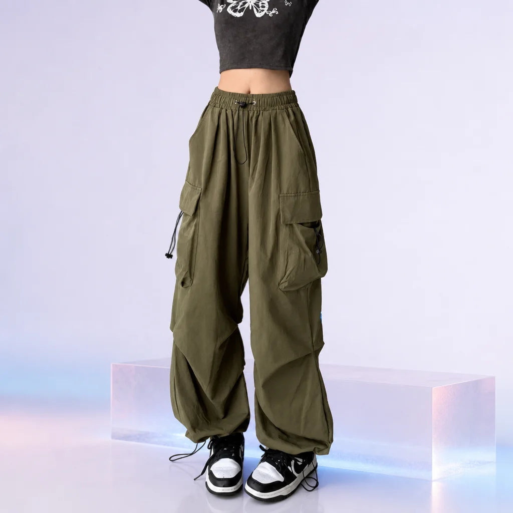 Unisex wide-leg cargo trousers